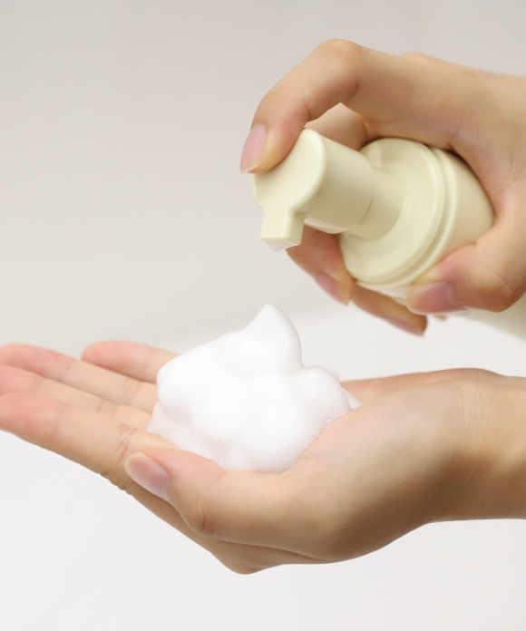 オイルイン泡クレンジング 150mL