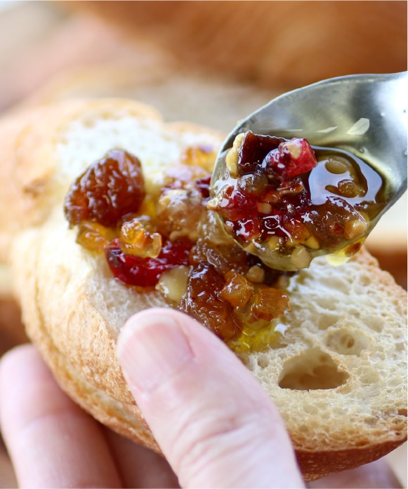 オリーブオイルコンフィ 木の実とドライ果実 192g 春限定 木の実とドライ果実 192g 春限定